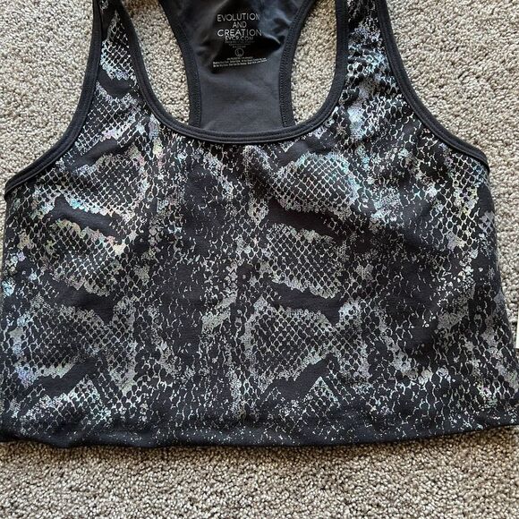Evolution And Creation Kendall Black Iridescent Snakeskin Cropped Racerback top‎ - Picture 4 of 5